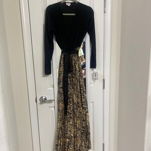 LulaRoe Deanne Wrap Dress